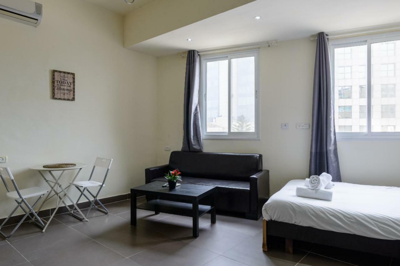 Rothschild Apartments Tel Aviv Exteriör bild